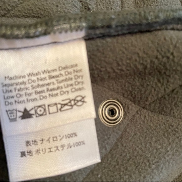 Eddie Bauer Womens Quilted 
Lined Vest Full Zip Olive Green Size Medium - Picture 12 of 14